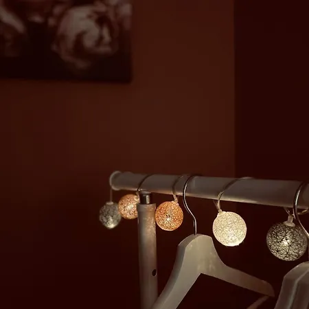 L'abri De La Chouette - Au Pays Des Collines - Gr129 Frasnes-lez-Anvaing