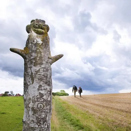 L'abri De La Chouette - Au Pays Des Collines - Gr129 *